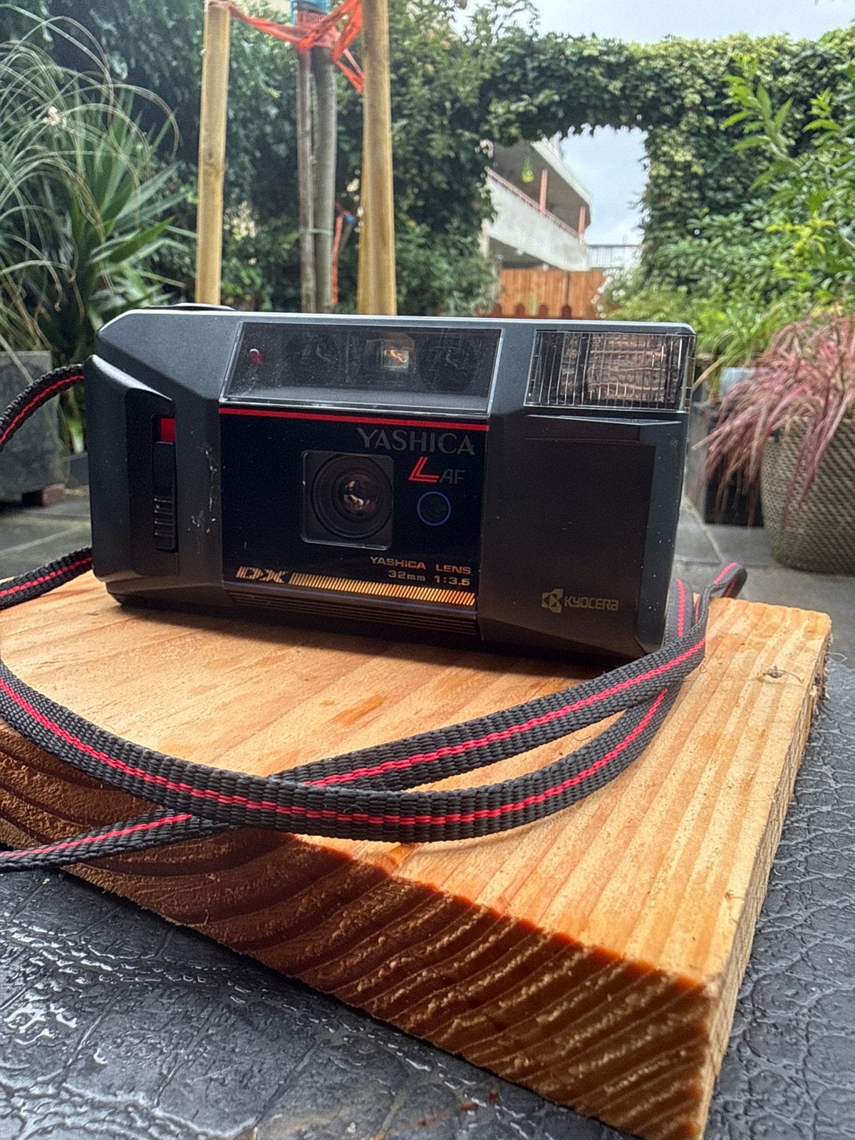 Yashica L AF compact camera - Analoog, Ophalen of Verzenden, Niet werkend, Compact, Overige Merken