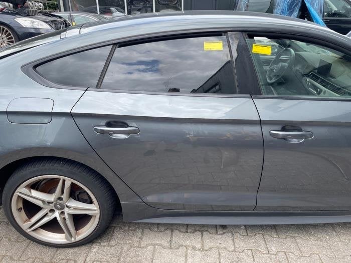 Portier 4Deurs rechts-achter van een Audi A5 (LZ7S), Gebruikt, -, Deur, -