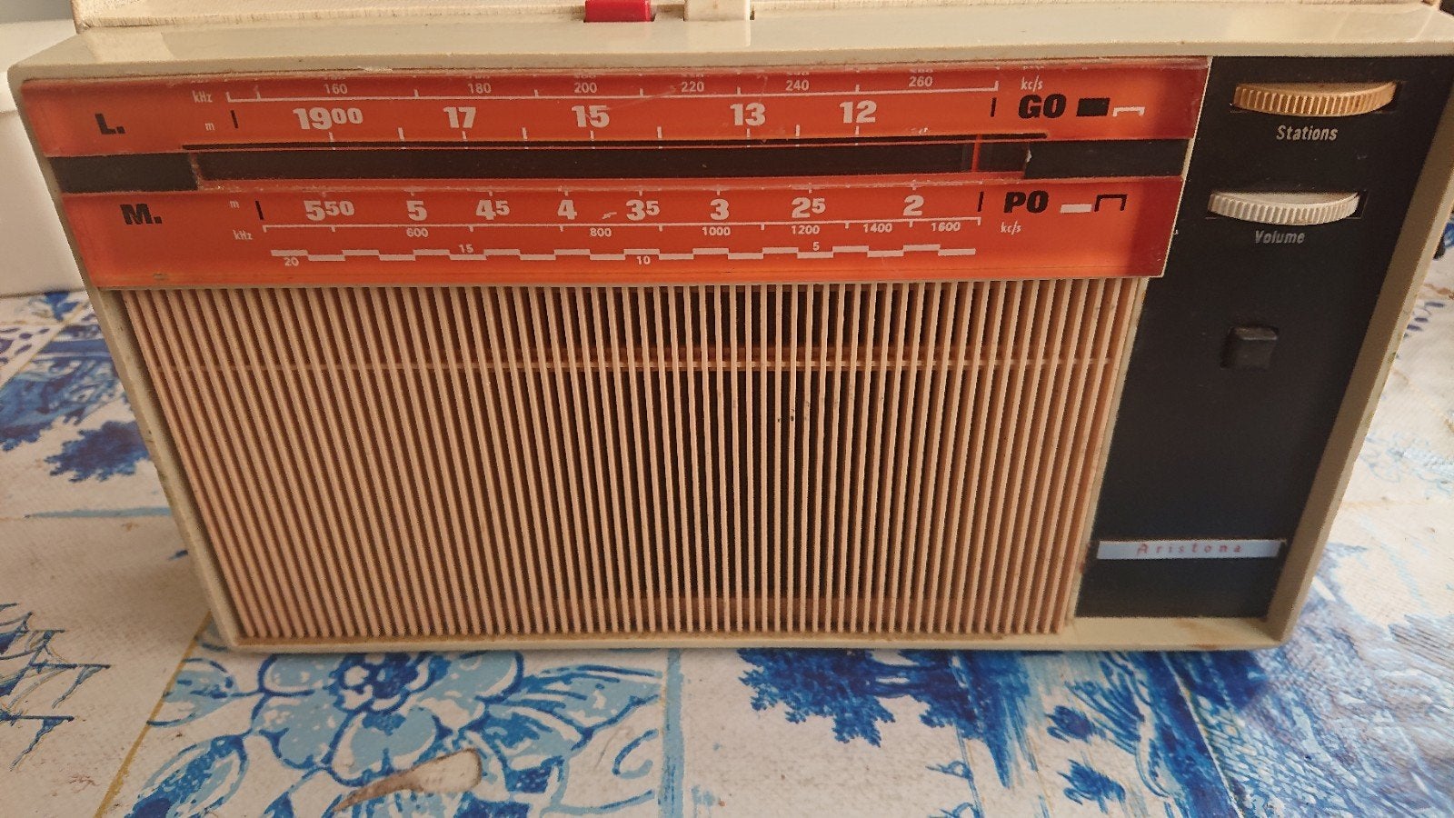 Aristona transistorradio, Ophalen of Verzenden