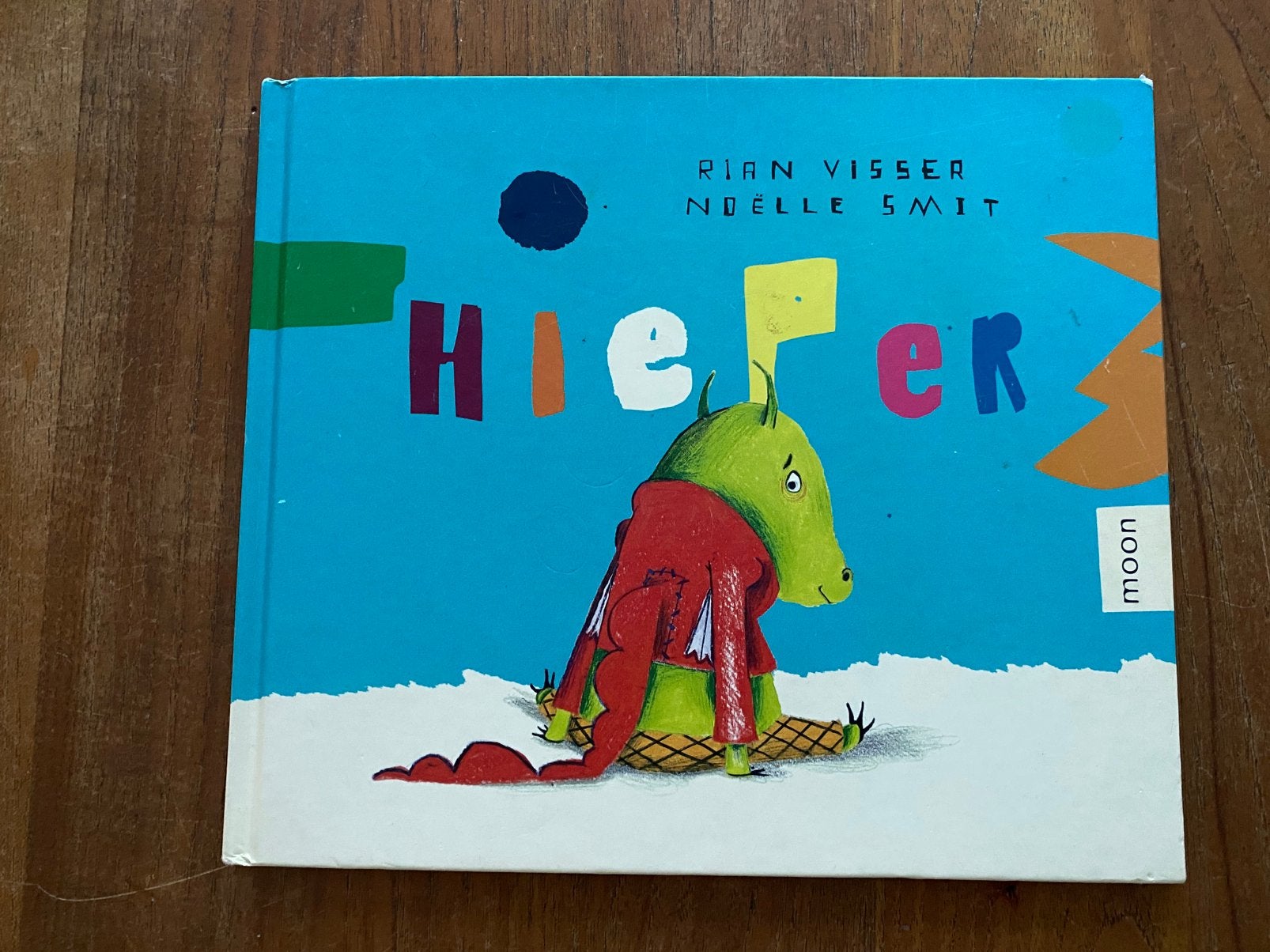 Hieper - Rian Visser & Noëlle Smit, Moon 2011, Ophalen of Verzenden, Gelezen, Rian Visser, Prentenboek