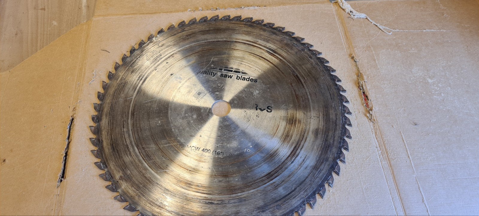 Proffecionele zaagbladen 400mm, Ophalen, 1200 watt of meer, 70 mm of meer