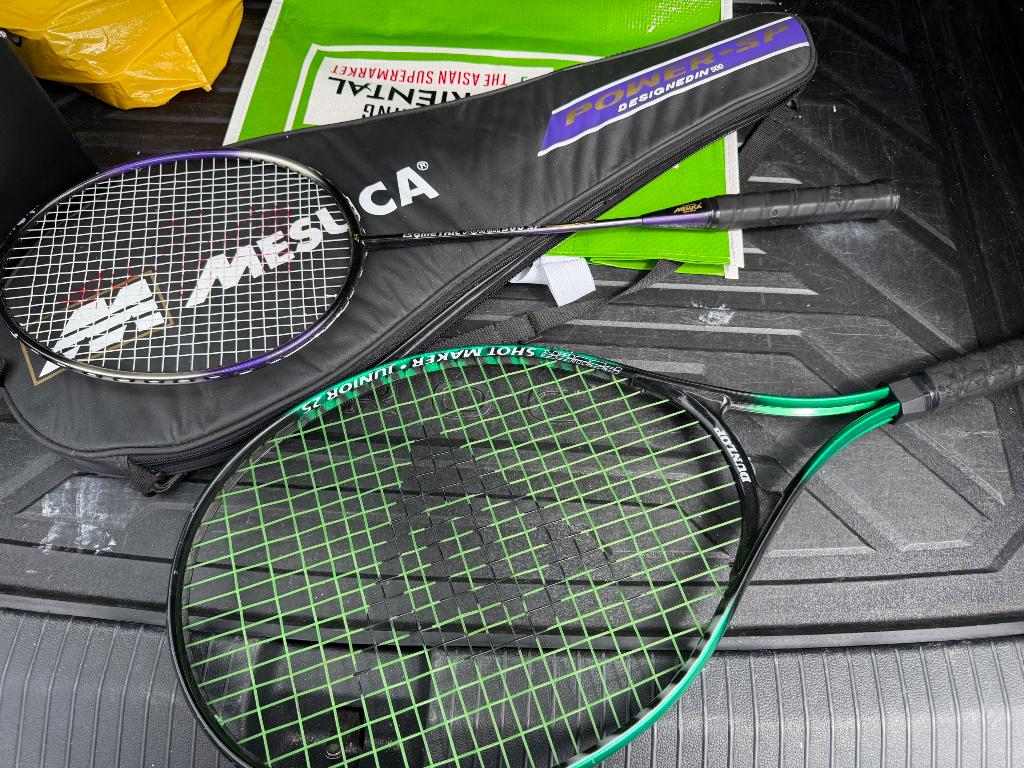 Badminton en tennisracket, Sport en Fitness, Badminton, Ophalen, Zo goed als nieuw, Racket(s)