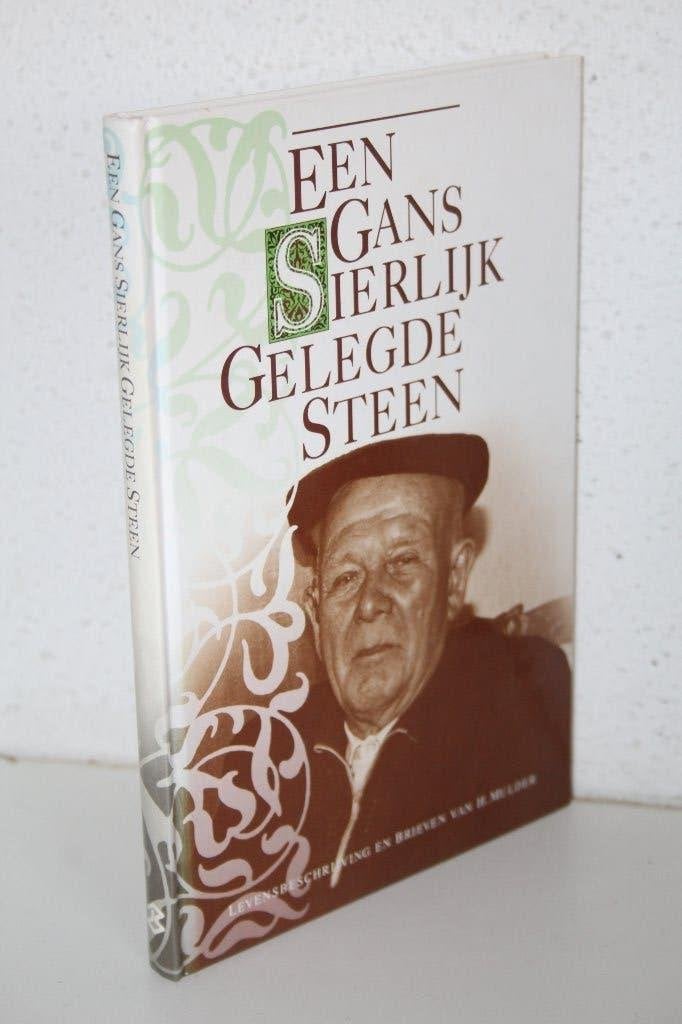 Een gans sierlijk gelegde steen. H. Mulder ouderling GGIN, Ophalen of Verzenden, Gelezen, Christendom | Protestants