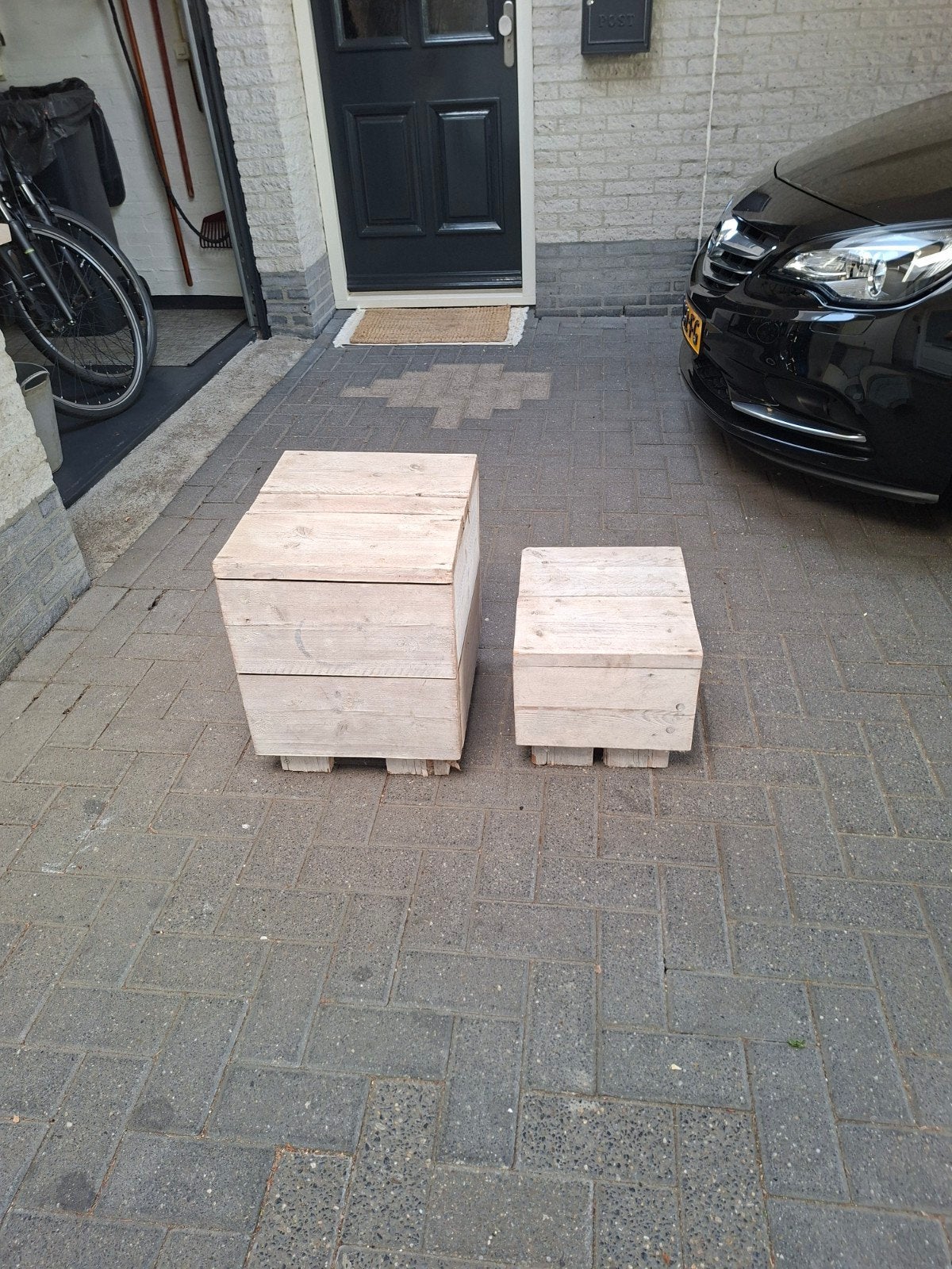 Twee Steigerhouten Tafeltjes - Bijzettafels, Minder dan 45 cm, Minder dan 55 cm, Gebruikt, Vierkant