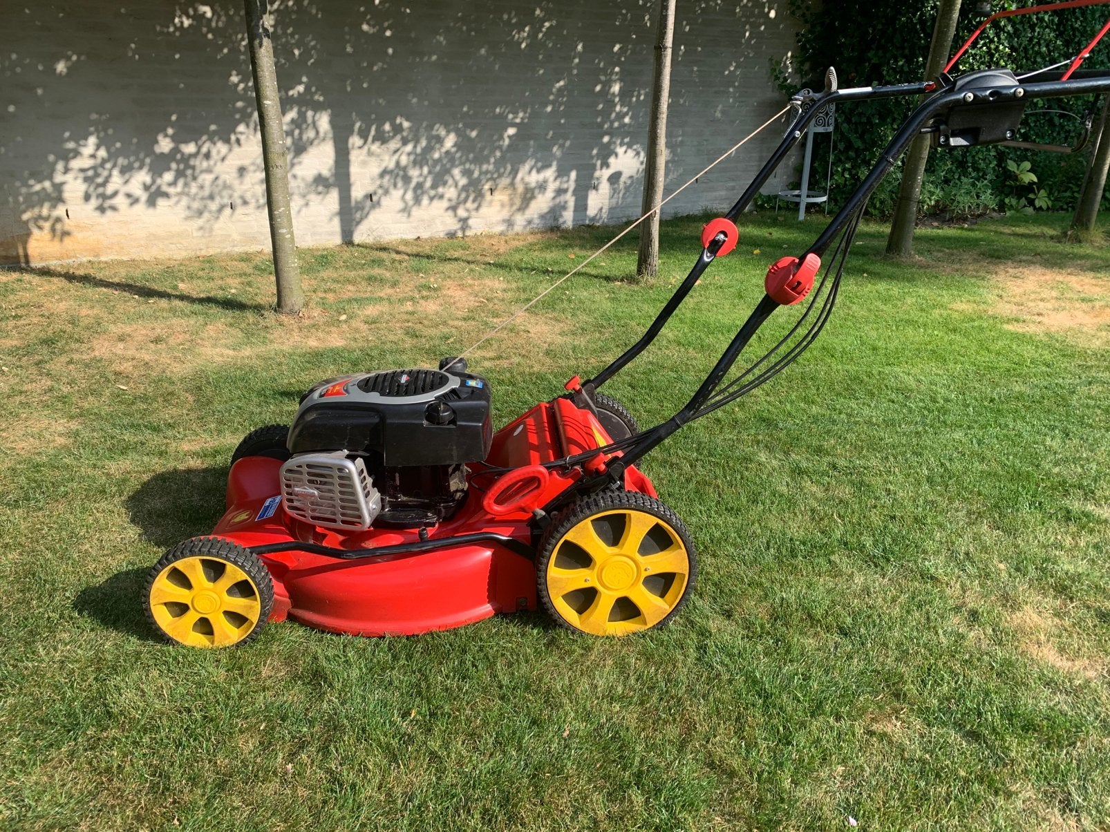 Benzine-motor grasmaaier Wolf Garten, Ophalen, Gebruikt