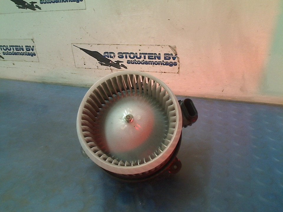 Kachel Ventilatormotor Suzuki Swift (ZC/ZD) 2017 CSA431D243, Gebruikt, Suzuki Deutschland GmbH, Kontakt@suzuki.de, Suzuki-Allee 7, Bensheim 64625, , Duitsland