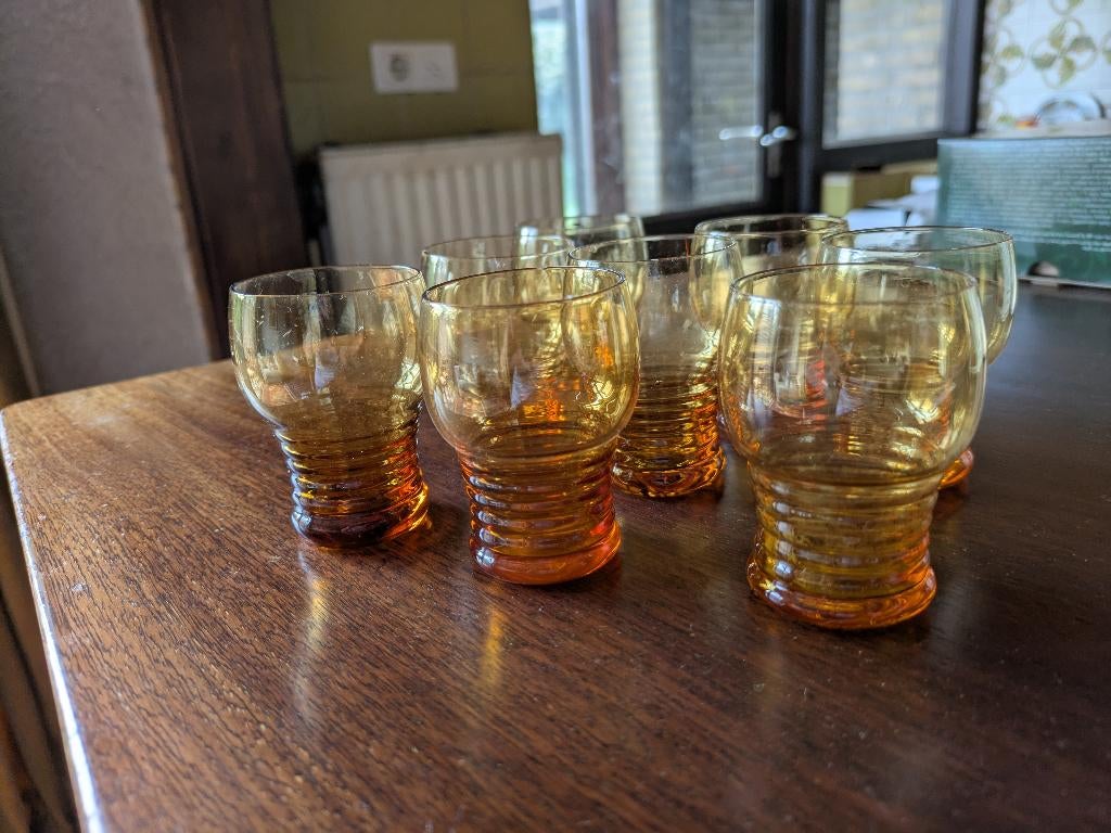 8 borrelglaasjes van rookglas, Verzamelen, Glas en Borrelglaasjes, Ophalen of Verzenden, Zo goed als nieuw, Borrel- of Shotglas