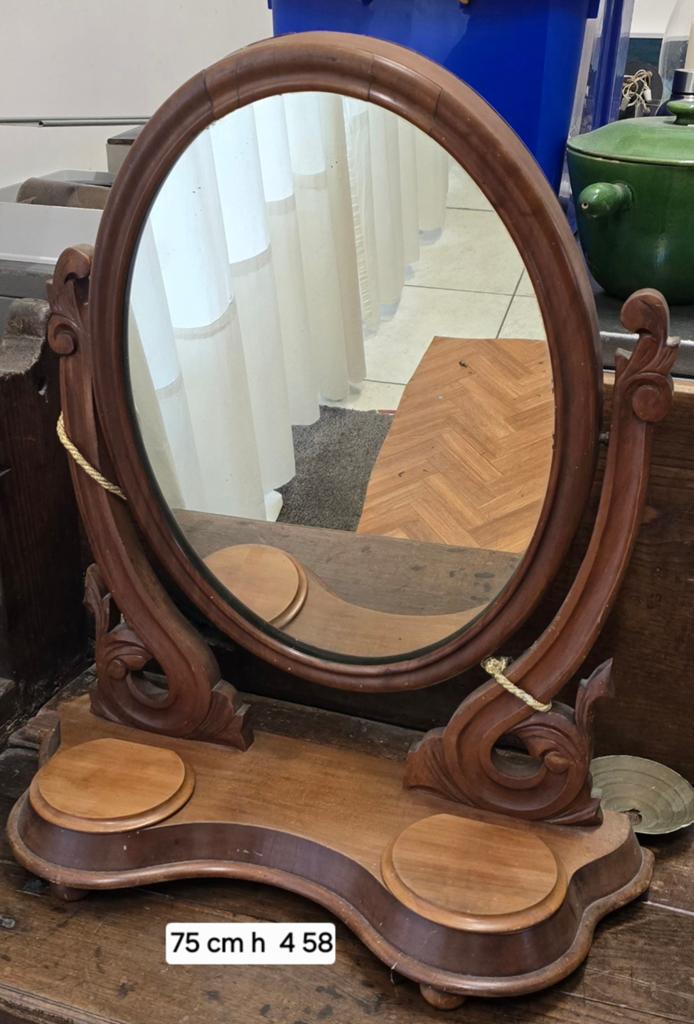 Antieke ovale spiegel met houten standaard en opbergvakjes, Antiek en Kunst, Ophalen