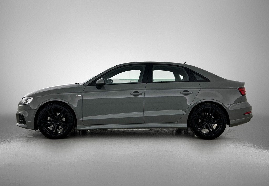 Audi A3 Limousine 30 TFSI Advance Sport | Navigatie | Airco, Auto's, Voorwielaandrijving, 12 maanden, Automatische klimaatregeling