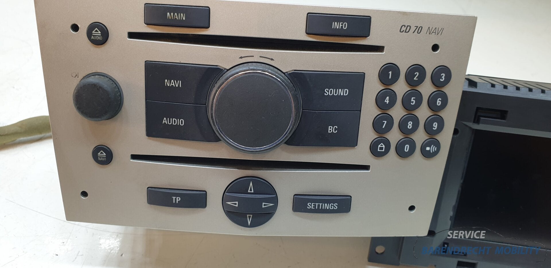CD70 navigatie radio systeem Opel Astra H Zafira B GMGEHU4C5, Gebruikt, Opel Automobile GmbH, Ophalen of Verzenden, Kontakt@opel-infoservice.de
