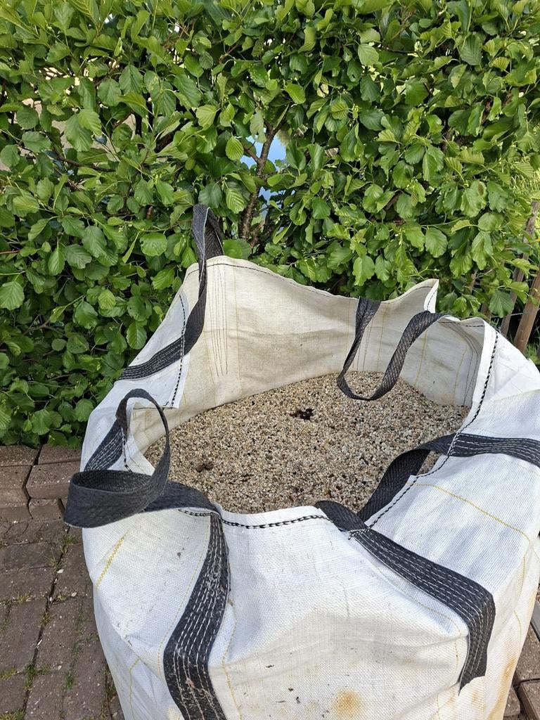 Limburgs grind nieuw 2-5 mm, Ophalen, Nieuw