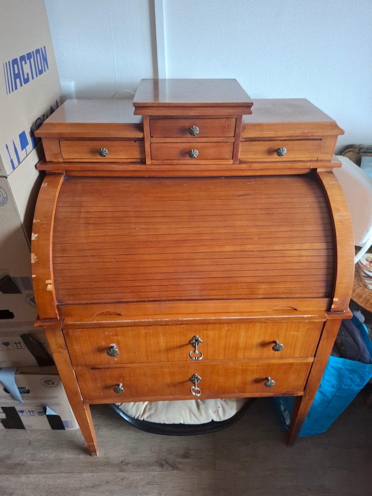 secretaire, Ophalen