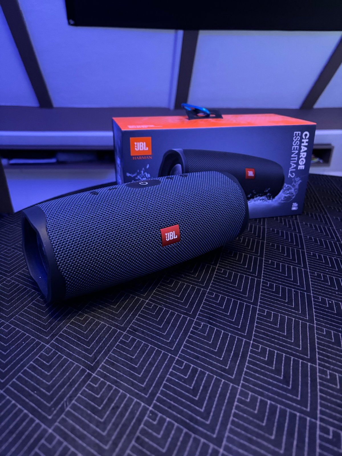JBL Charge Essential 2, Audio, Tv en Foto, Luidsprekers, Ophalen, Zo goed als nieuw, Draagbare speaker, Minder dan 60 watt