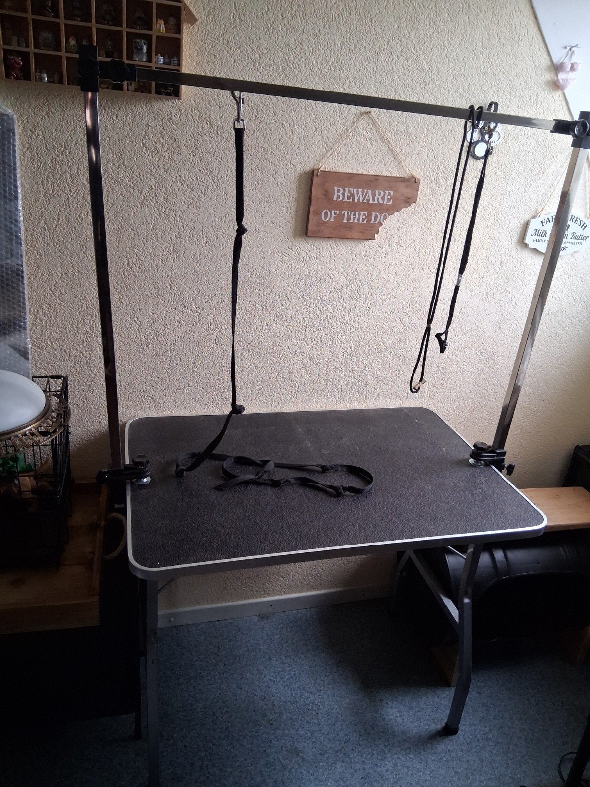 Trim tafel voor honden, Ophalen