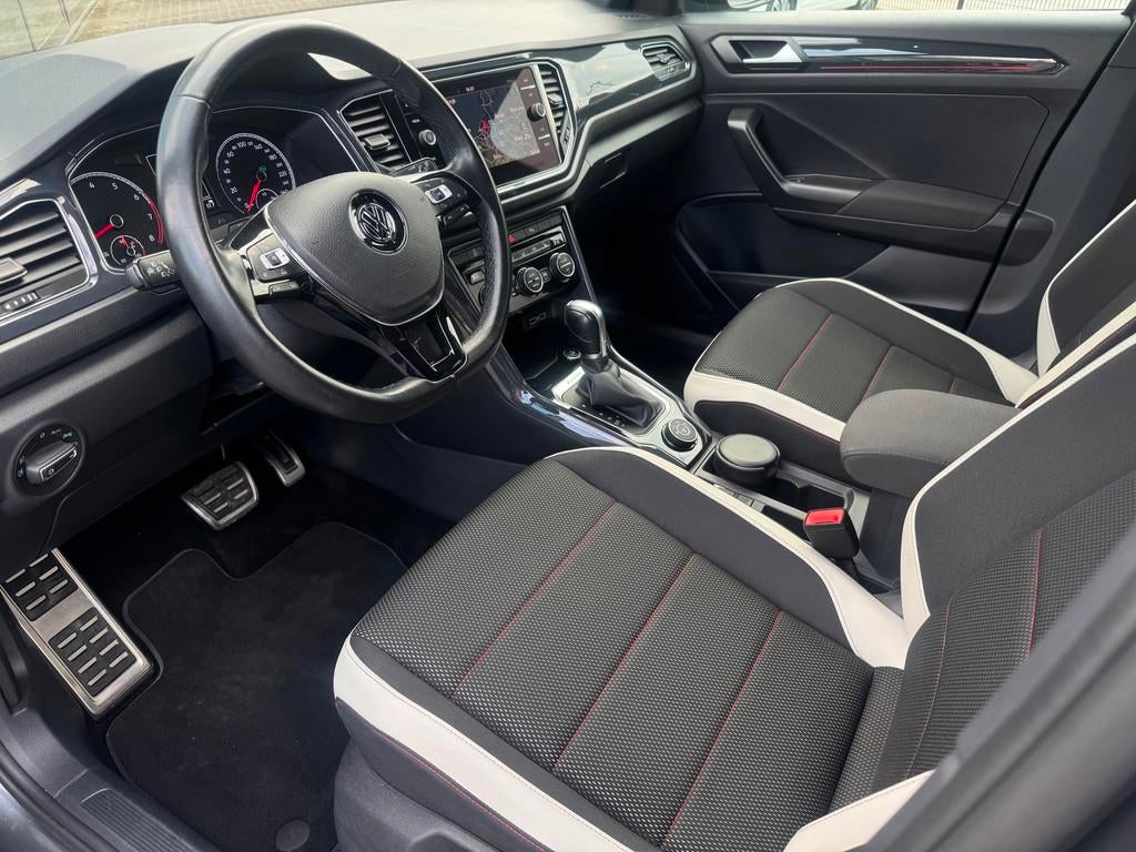 Volkswagen T-ROC 2.0 TSI 4Motion Sport | Carplay | Trekhaak, Automaat, 15 km/l, Gebruikt, Euro 6