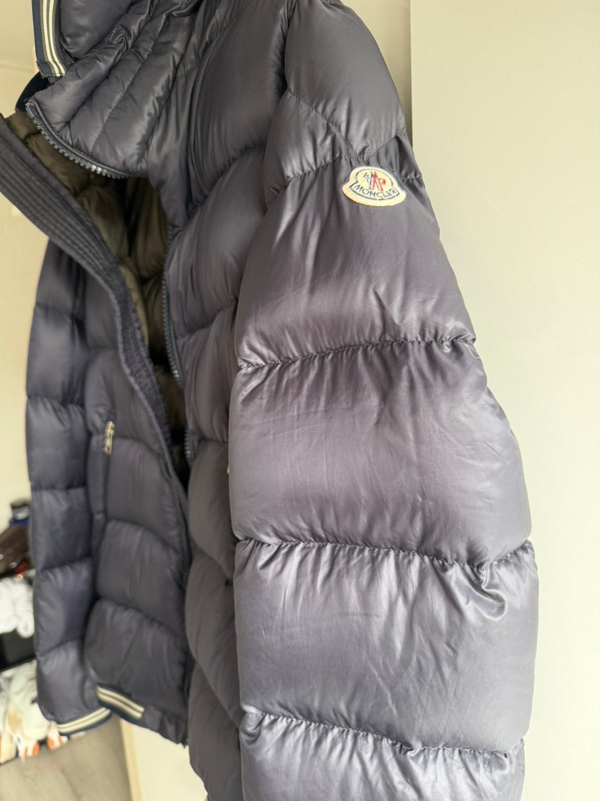 Originele Moncler Jeanbart Donsjas, Kleding | Heren, Jassen | Winter, Maat 52/54 (L), Blauw, Ophalen of Verzenden, Zo goed als nieuw