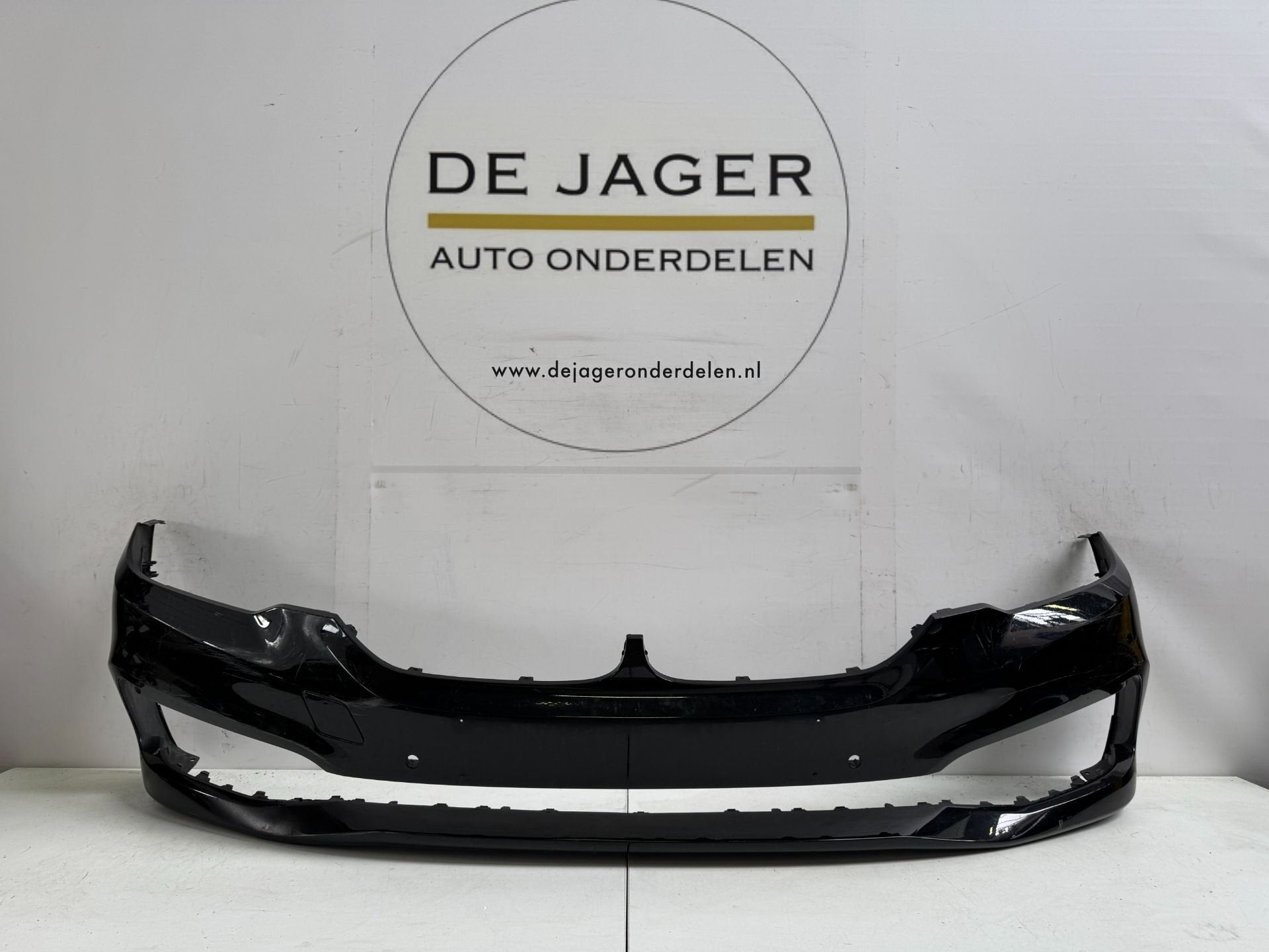 BMW 5 SERIE G30 VOORBUMPER BUMPER 7385336, Auto-onderdelen, Petuelring 130
80788  Munich, DE, Gebruikt, Voor, Info@bmw.de