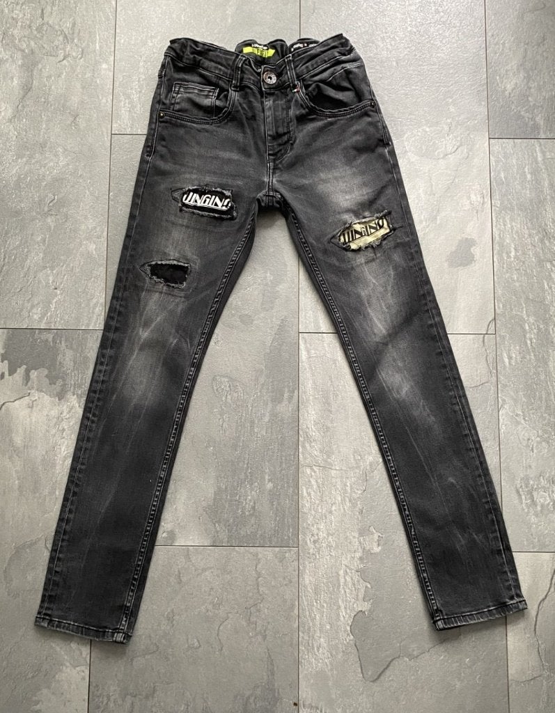 Vingino zwarte skinny fit jeans Alessandro, mt 12= 152 (qwe), Kinderen en Baby's, Broek, Ophalen of Verzenden, Zo goed als nieuw