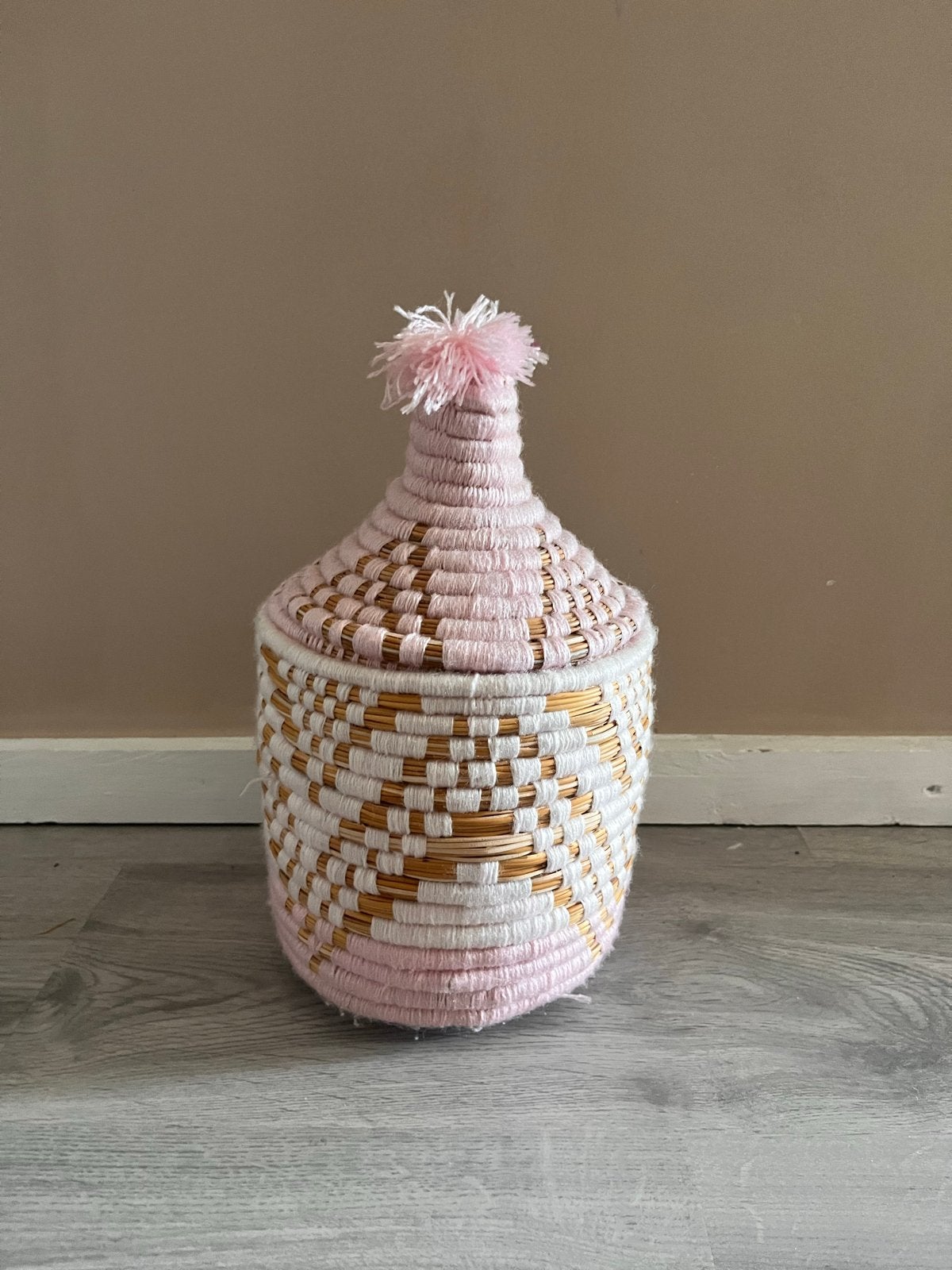 Decoratieve Marokkaanse mand met deksel - Roze of Geel, Ophalen, Overige materialen, Met deksel, Mand