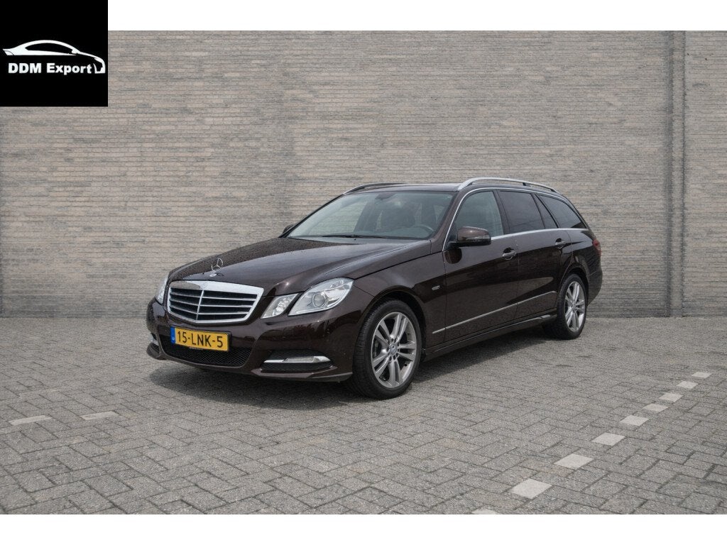 Mercedes-Benz E-Klasse Estate 300 CDI Avantgarde Automaat |, Auto's, Automaat, Euro 5, Achterwielaandrijving, Gebruikt