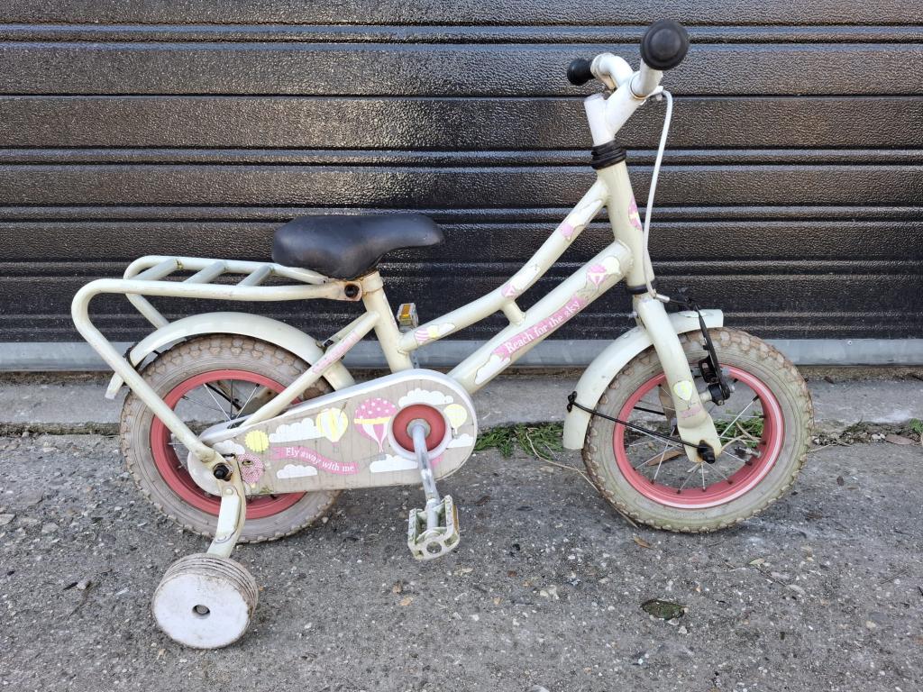 12 inch popal meisjesfiets met zijwieltjes, Fietsen en Brommers, Fietsen | Kinderfietsjes, Terugtraprem, Zijwieltjes, Niet ingevuld