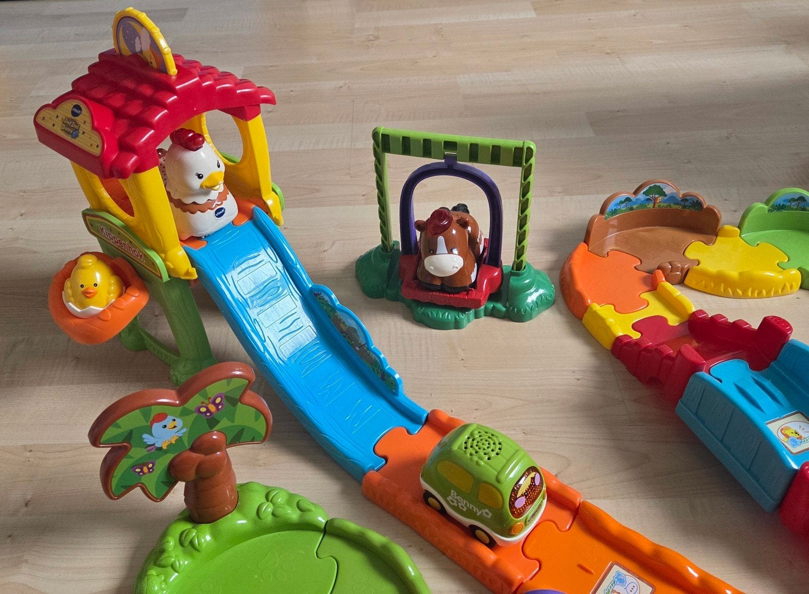 V-Tech toet toet set, auto's, dieren, poppetjes, prinses, Kinderen en Baby's, Ophalen of Verzenden