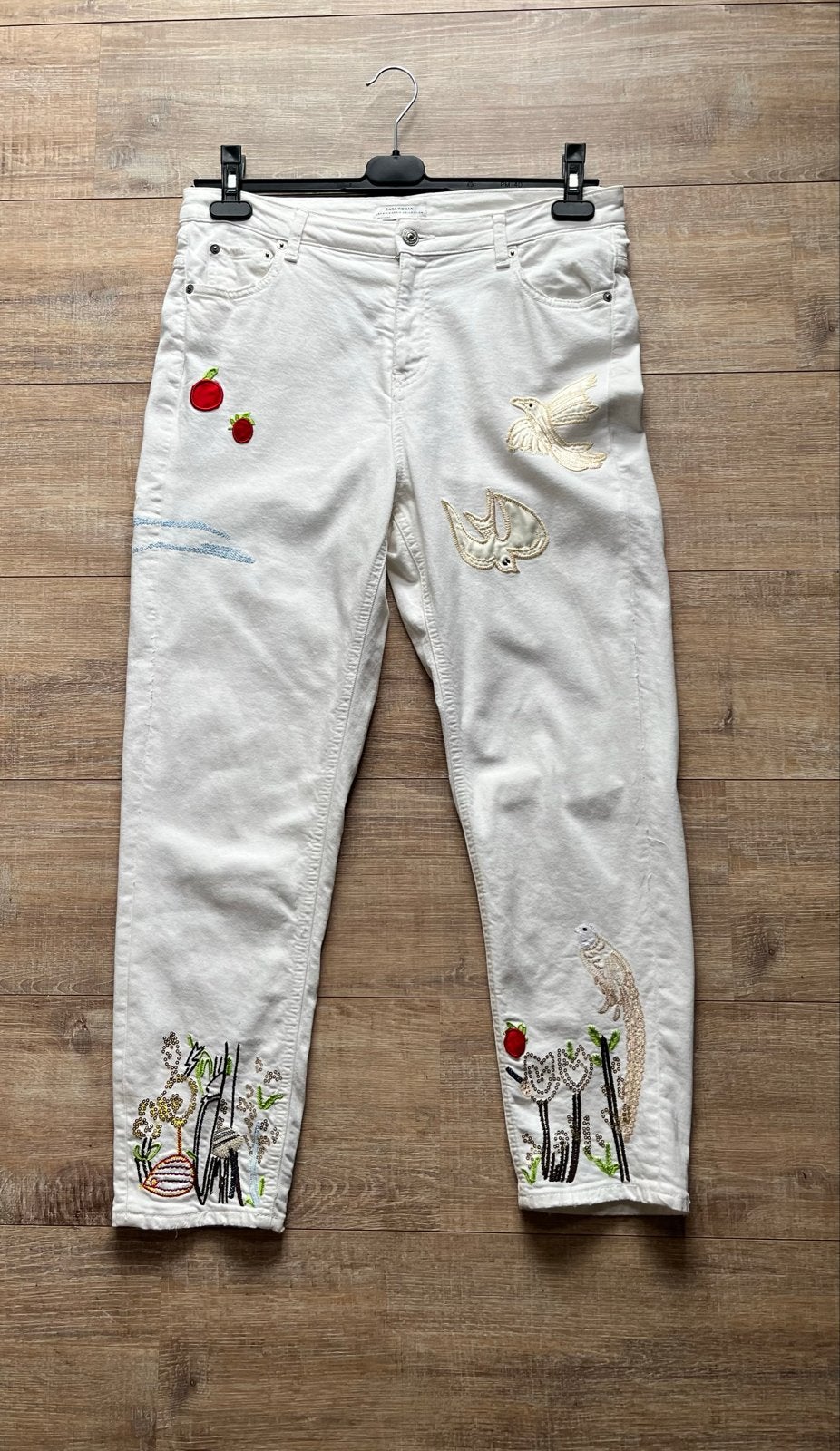 Zara 40 Premium Denim wit Collection Geborduurde Jeans, Ophalen of Verzenden, Zo goed als nieuw, Wit, W30 - W32 (confectie 38/40)