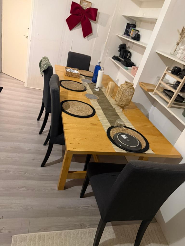 Eettafels, Zo goed als nieuw, Vijf personen of meer, 150 tot 200 cm, Grenenhout