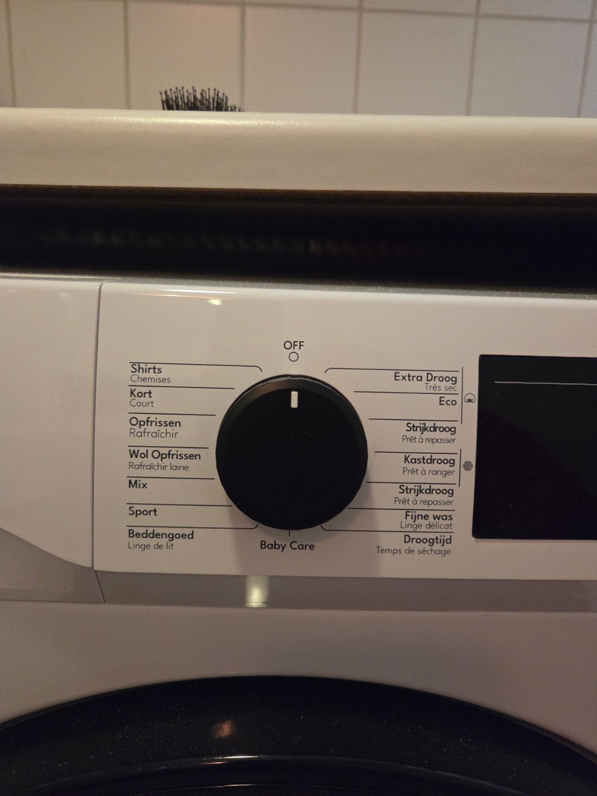 Veripart VPWM1400A28WNB Wasmachine - Zo goed als nieuw, Ophalen, Zo goed als nieuw, 85 tot 90 cm, 1200 tot 1600 toeren