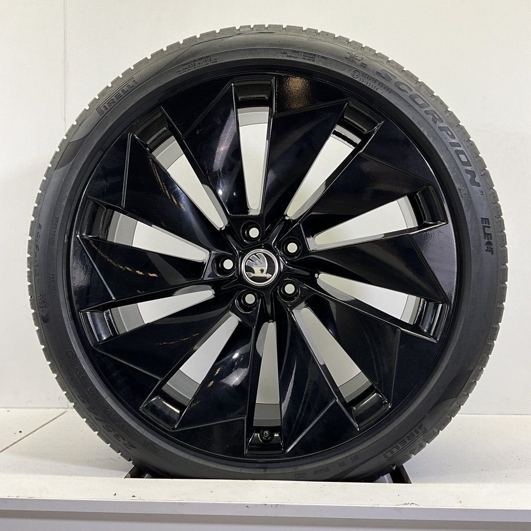 NIEUW SKODA ENYAQ BETRIA VW ID ZOMERBANDEN SET 21 INCH ORIG., 19 inch, -, -, Banden en Velgen