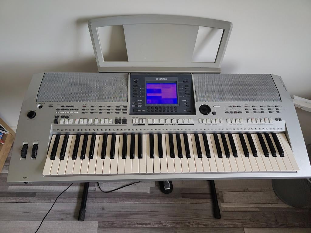 Yamaha PSR-S700 Keyboard met onderstel en pedaal, Ophalen, Yamaha, Met standaard, 61 toetsen