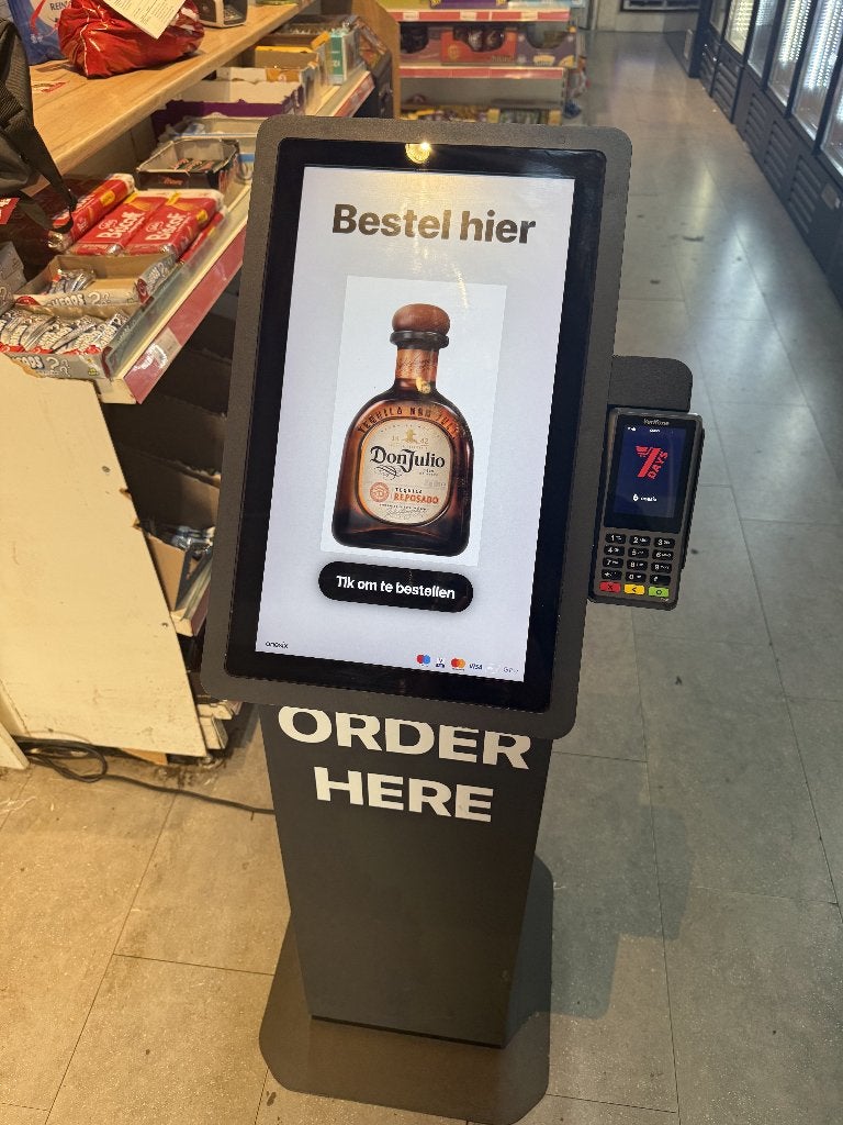 Professionele self-service kiosk / betaalzuil + Pinterminal, Ophalen