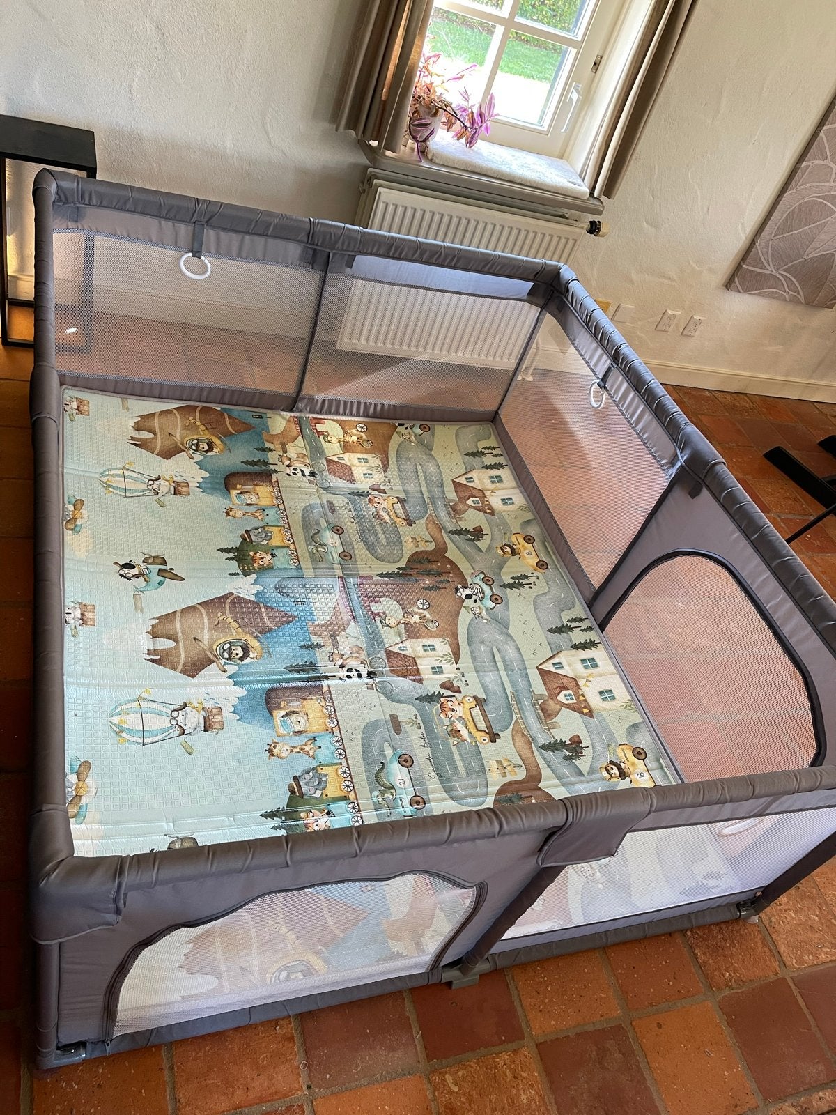 Teddle grondbox met speelmat, Ophalen, Zo goed als nieuw, Rechthoekig, Boxkleed