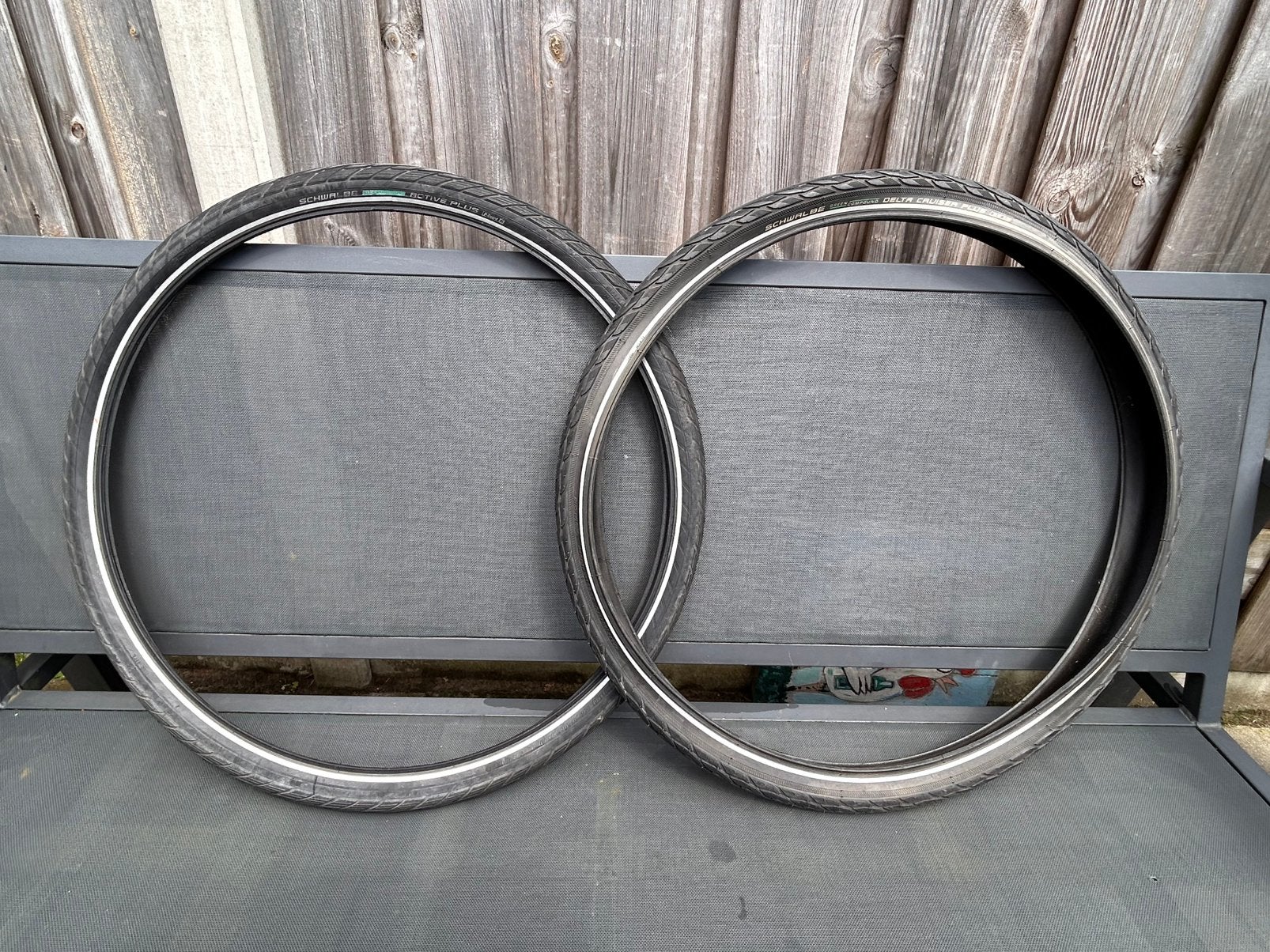 Schwalbe 47-622 (28x1,75) banden: 1 nieuw en 1 gebruikt, Elektrische fiets, Band, Nieuw, Ophalen of Verzenden