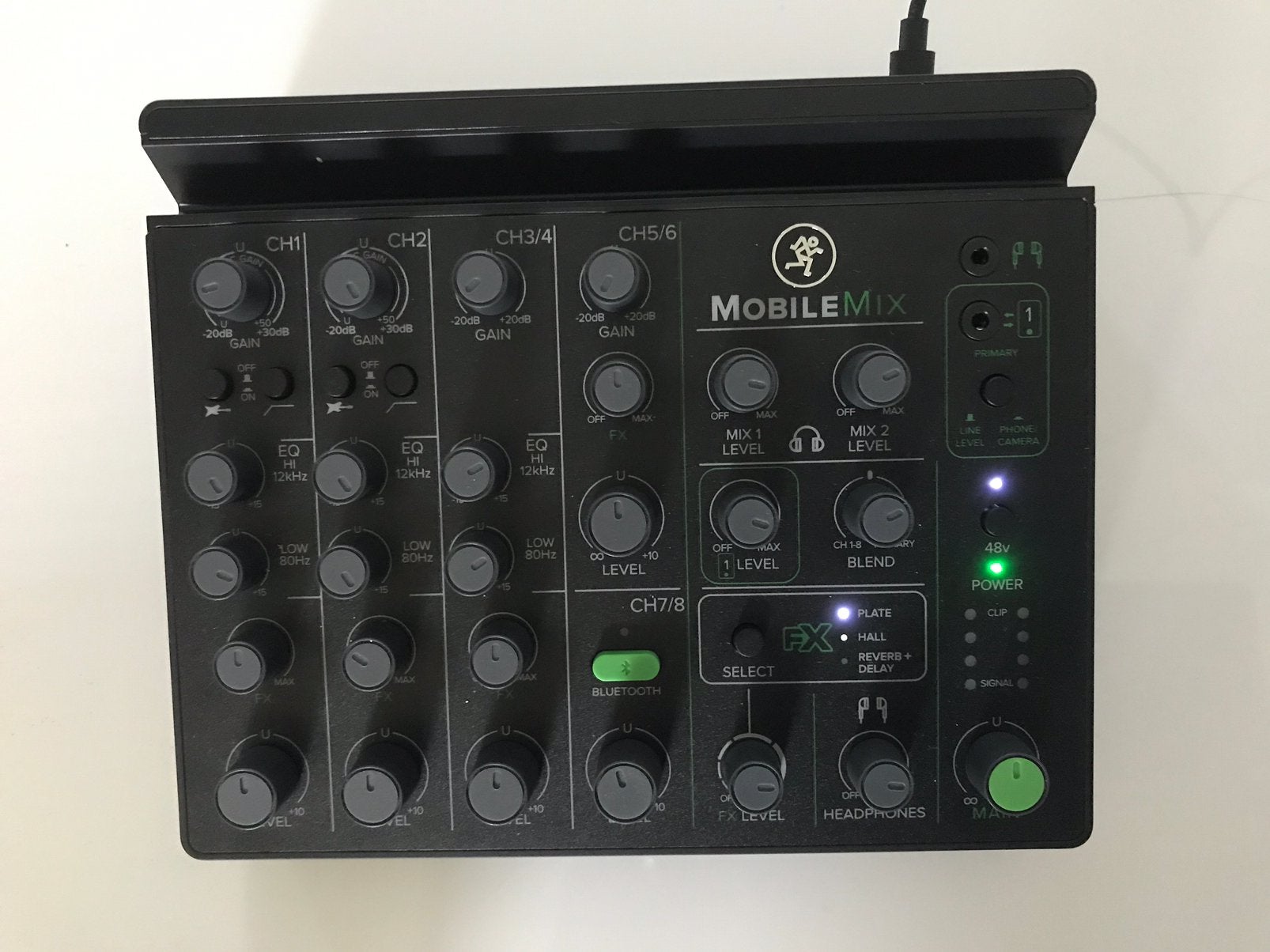 Mackie mobile mix, Ophalen of Verzenden, Zo goed als nieuw, 5 tot 10 kanalen, Microfooningang