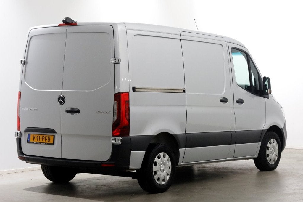 Mercedes-Benz Sprinter 314 CDI 143pk 9G Automaat L1H1 LED/AC, Auto's, Euro 6, Mercedes-Benz, Bedrijf, Diesel