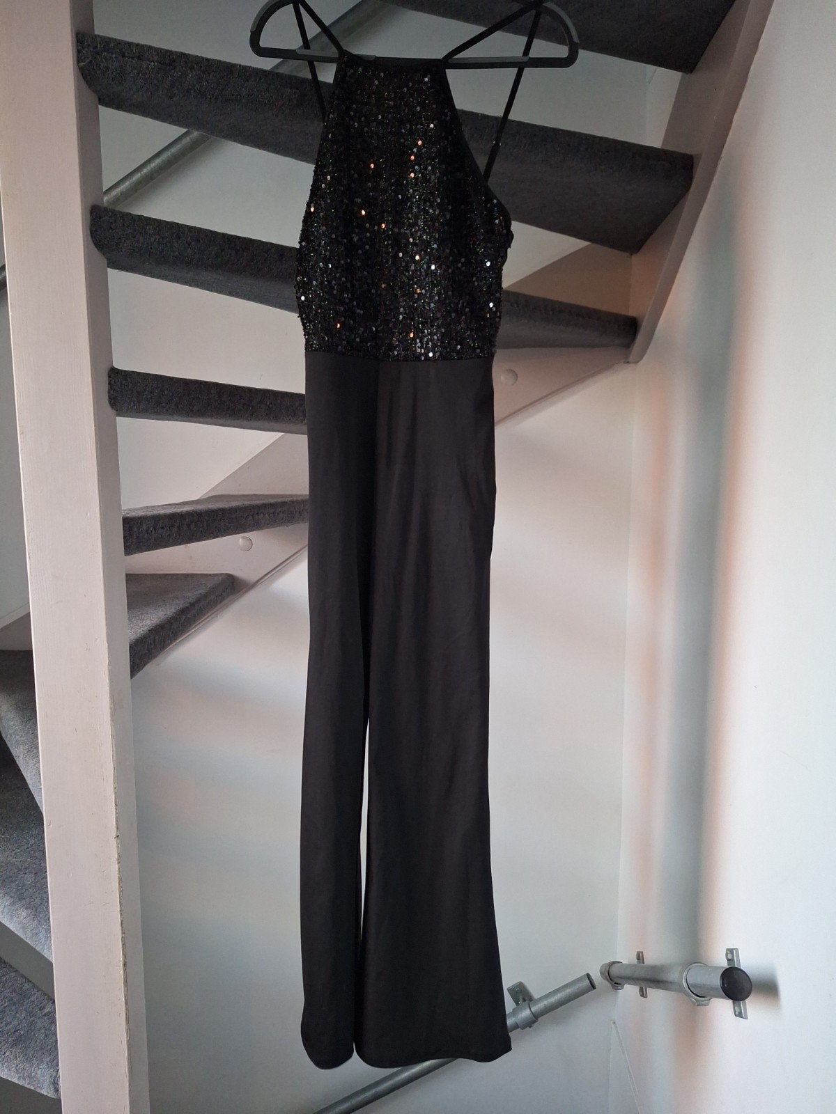 Zwarte jumpsuit met pailletten, maat L, Ophalen of Verzenden, Zo goed als nieuw, Maat 42/44 (L), Zwart