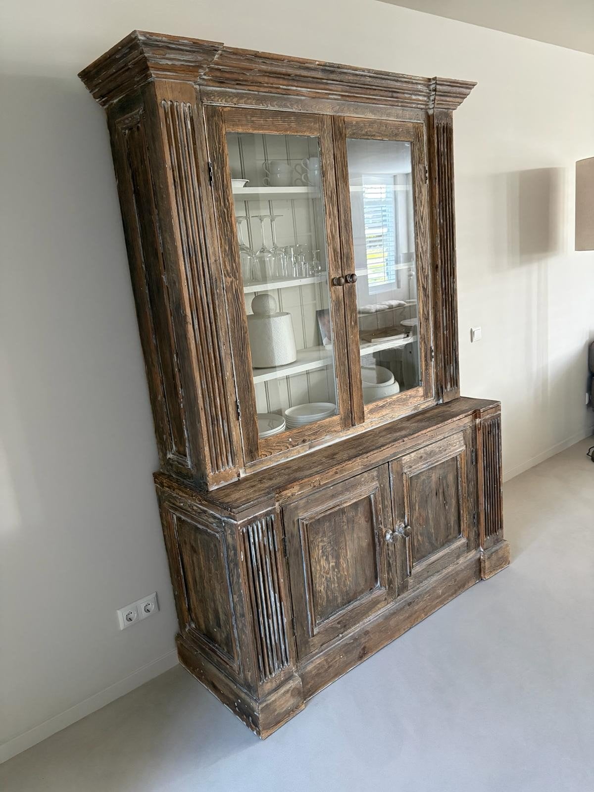 Oude buffetkast, Huis en Inrichting, Ophalen, Gebruikt, 50 tot 75 cm, 200 cm of meer