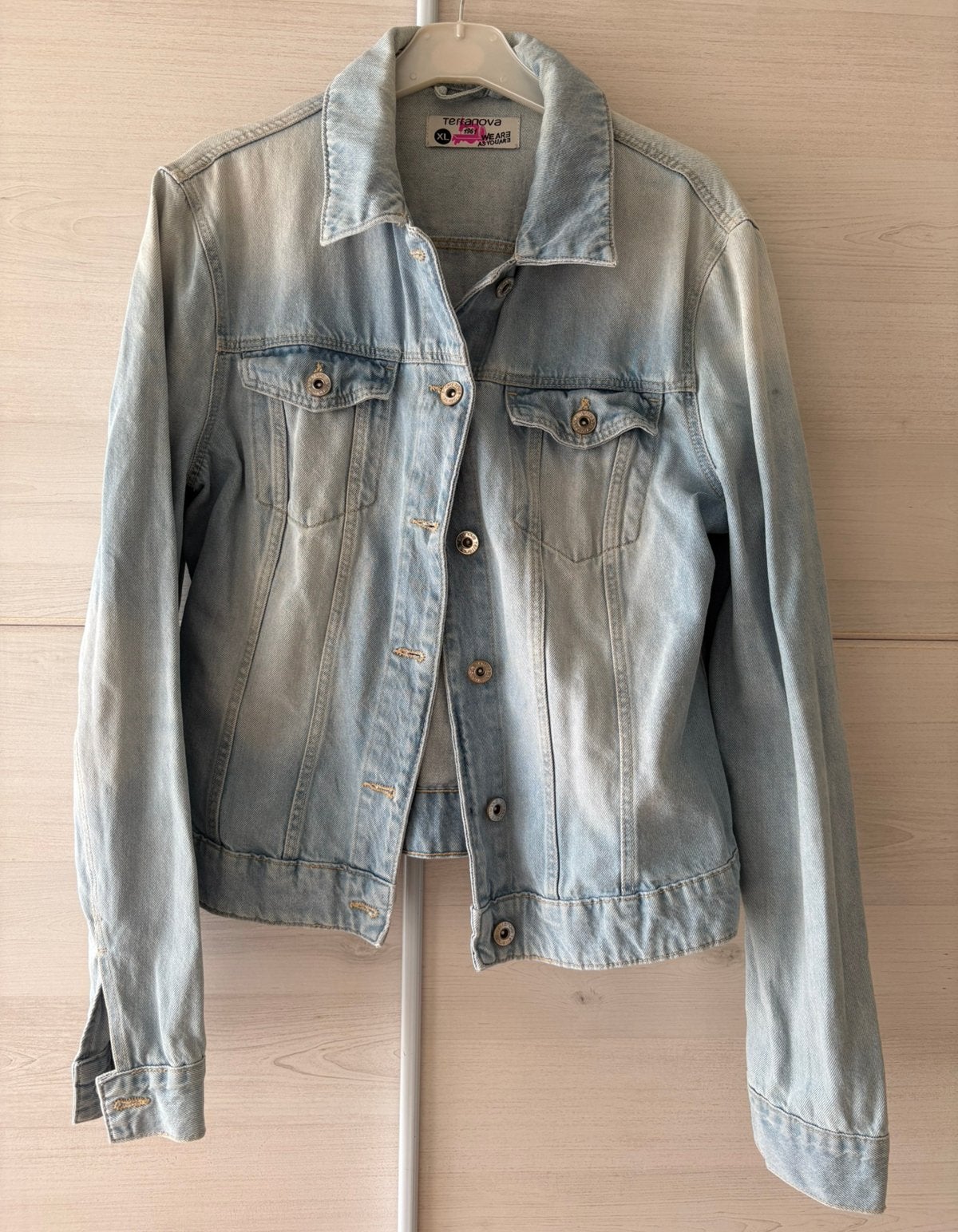 Spijkerjasje lichtblauw Terranova maat XL., Kleding | Dames, Ophalen of Verzenden, Zo goed als nieuw, Maat 42/44 (L), Blauw