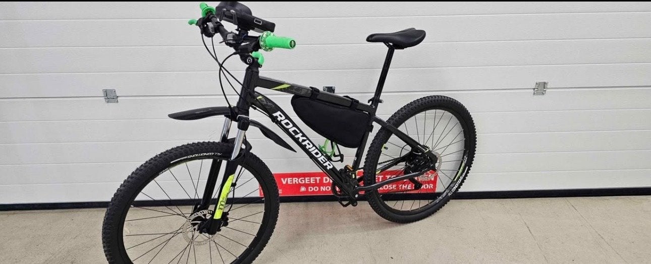 Complete MTB Kit: Rockrider ST530 + Wieleroutfit & Accessoir, Fietsen en Brommers, Fietsen | Mountainbikes en ATB, Overige merken