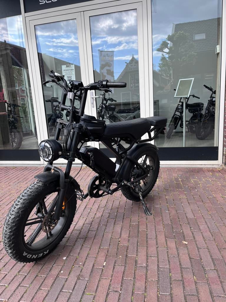 QM V20 pro black hydraulische remmen, Ophalen of Verzenden, Zo goed als nieuw
