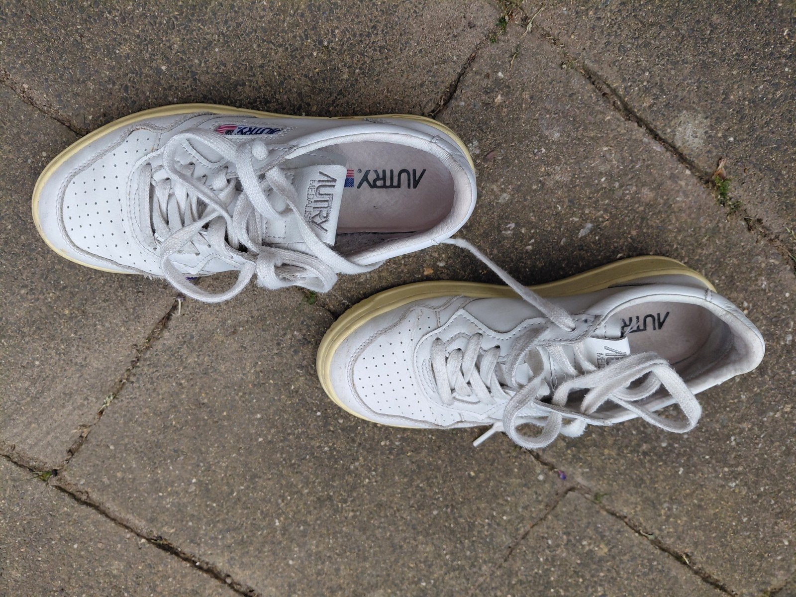Originele Autry Medalist sneaker wit maat 36. In goede staat, Kleding | Dames, Schoenen, Autry, Ophalen of Verzenden, Wit, Sneakers of Gympen