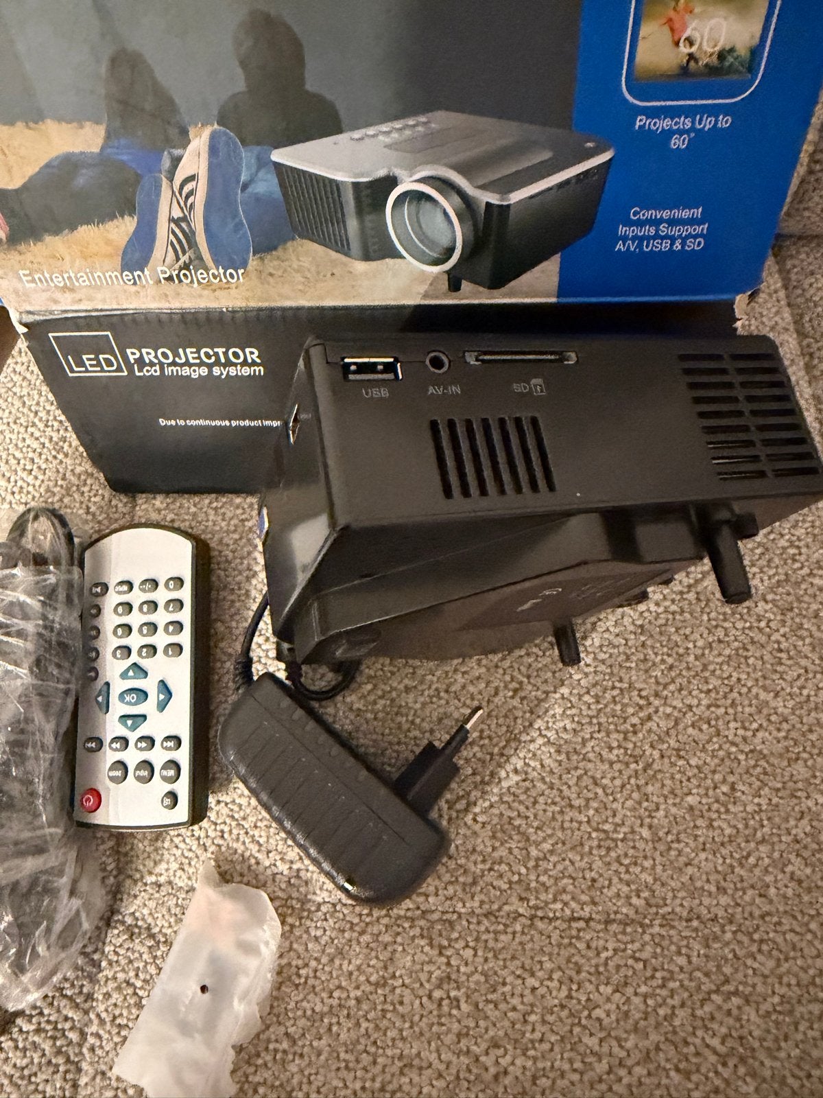 LED Entertainment Projector - Nieuw in doos, Ophalen of Verzenden, Nieuw, LED, Overige resoluties