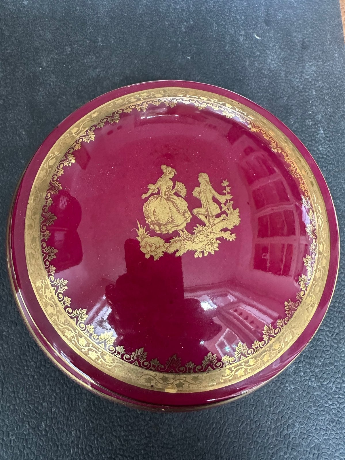 Prachtige Limoges bonboniere met gouden decoratie, Ophalen of Verzenden