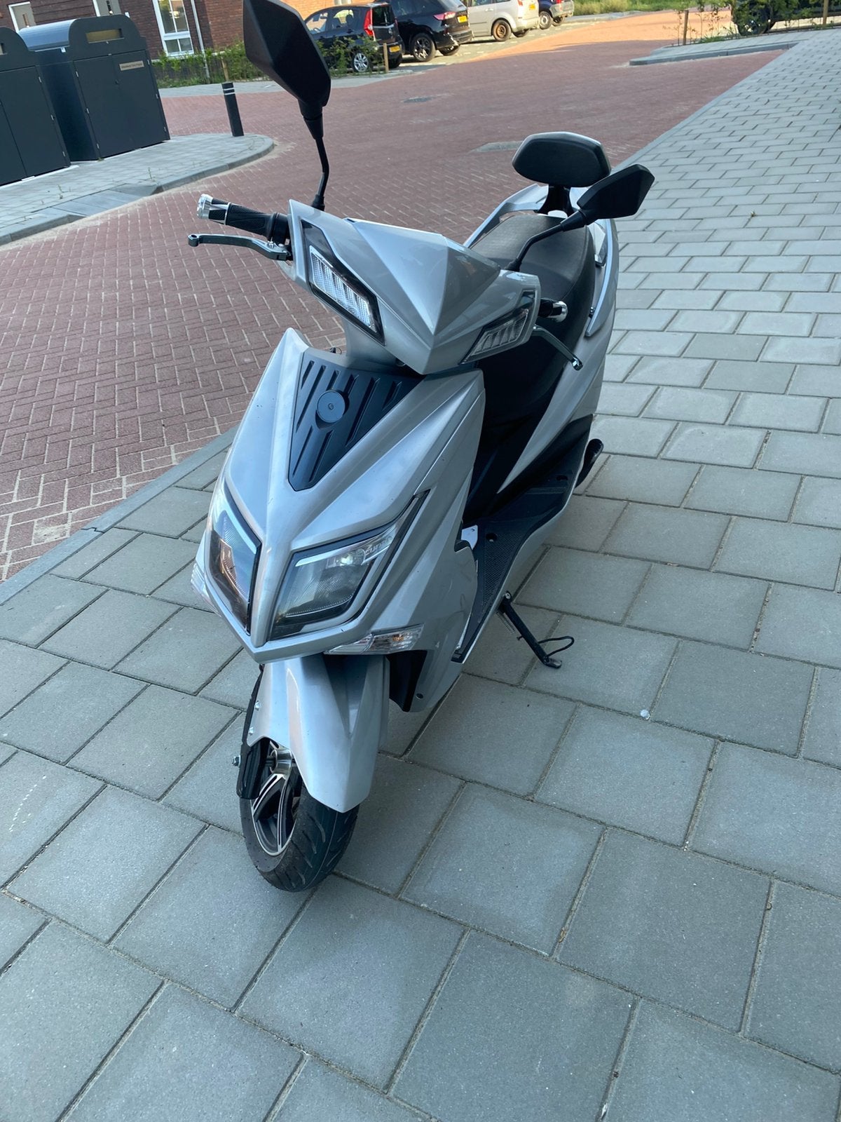 Sunra HAWK ELECTRIC Without board Document, Ophalen, Zo goed als nieuw, Elektrisch, Overige merken