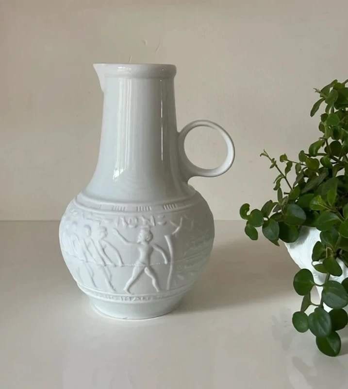 Royal KPM biscuitporselein vaas, Huis en Inrichting, Woonaccessoires | Vazen, Gebruikt, 21 cm, Ophalen of Verzenden, Steen/keramiek