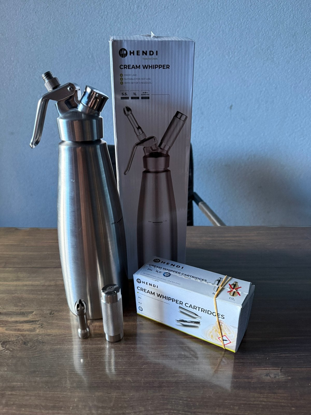 Hendi slagroomspuit 1liter, Ophalen of Verzenden, Zo goed als nieuw