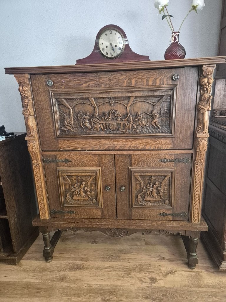 Antieke meubels, Ophalen