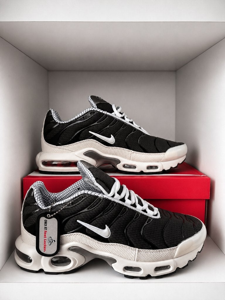 Nike Air Max Plus TN grijs/wit MT 43, Nike air max, Wit, Nieuw, Ophalen of Verzenden