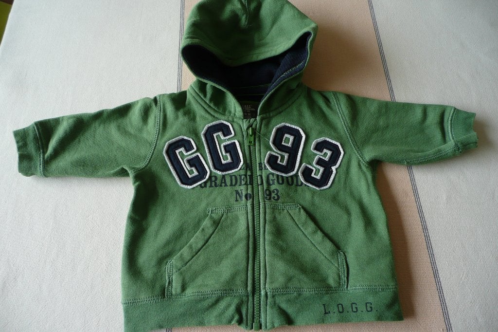 Groen vest met capuchon van H&M L.O.G.G. Maat 68, Gebruikt, H&M, Ophalen of Verzenden, Truitje of Vestje